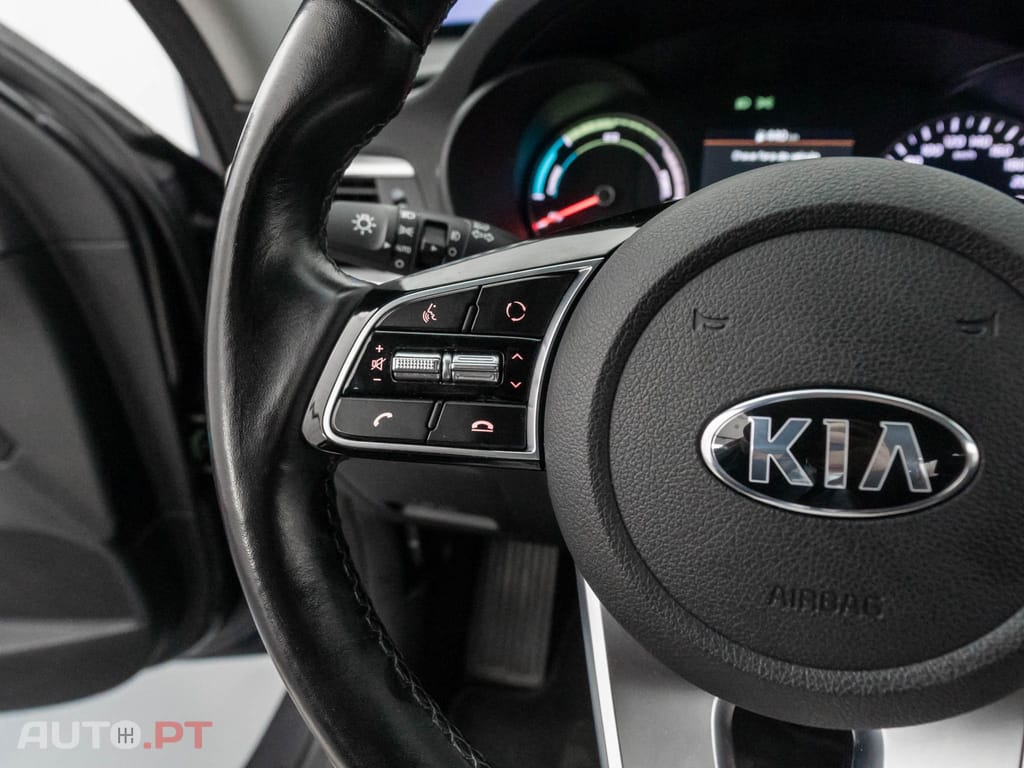Kia Optima 2.0 CVVT PHEV