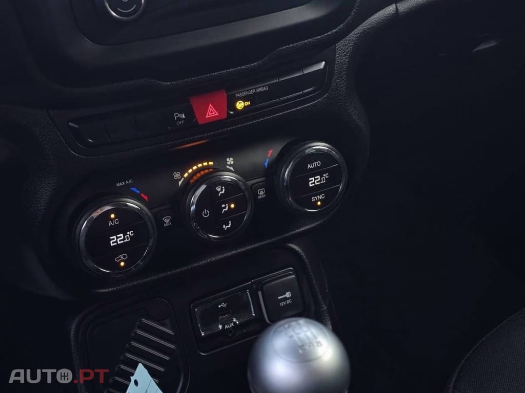 Jeep Renegade 1.6 MJD Night Eagle