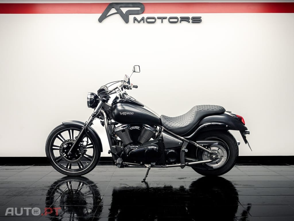 Kawasaki VN 900 CUSTOM Special Edition