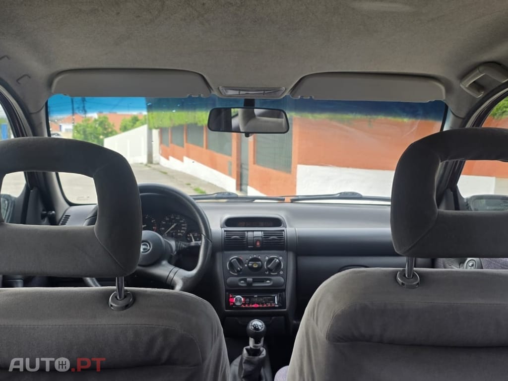 Opel Corsa 1.2 16V Swing