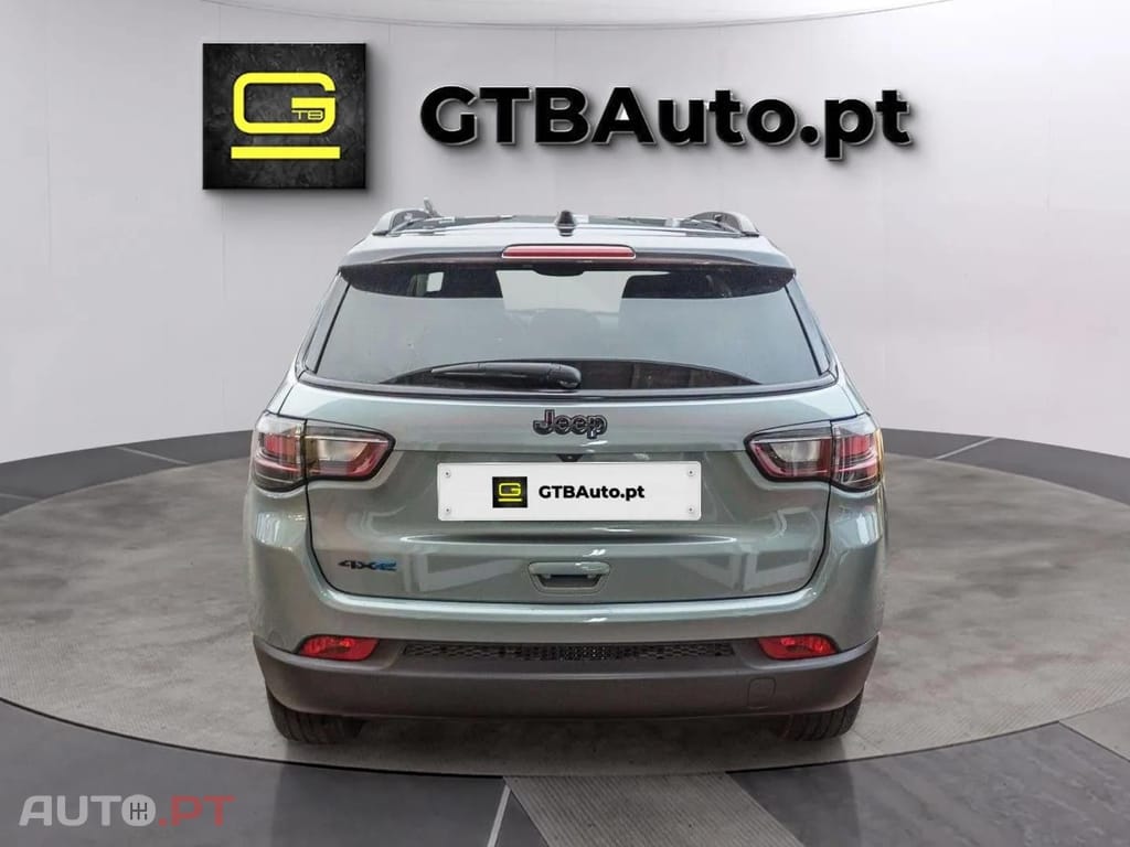 Jeep Compass I.V.A DEDUTÍVEL  1.3 T4-PHEV Upland