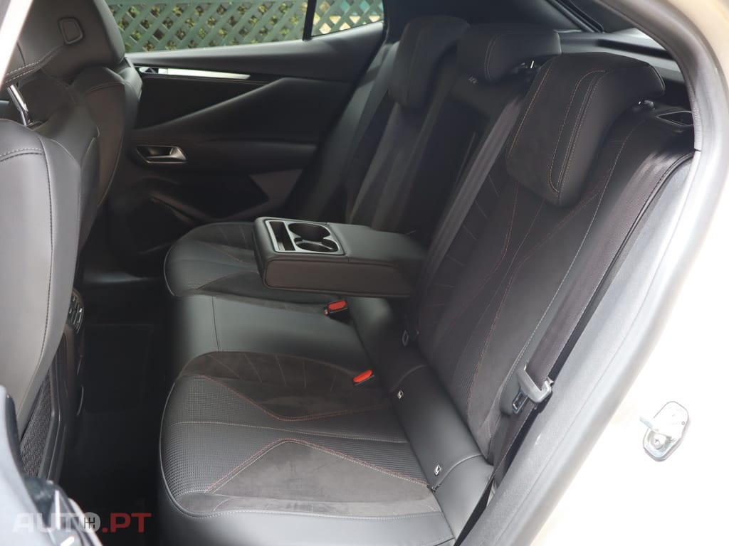 DS DS4 E-Tense Performance Line EAT8