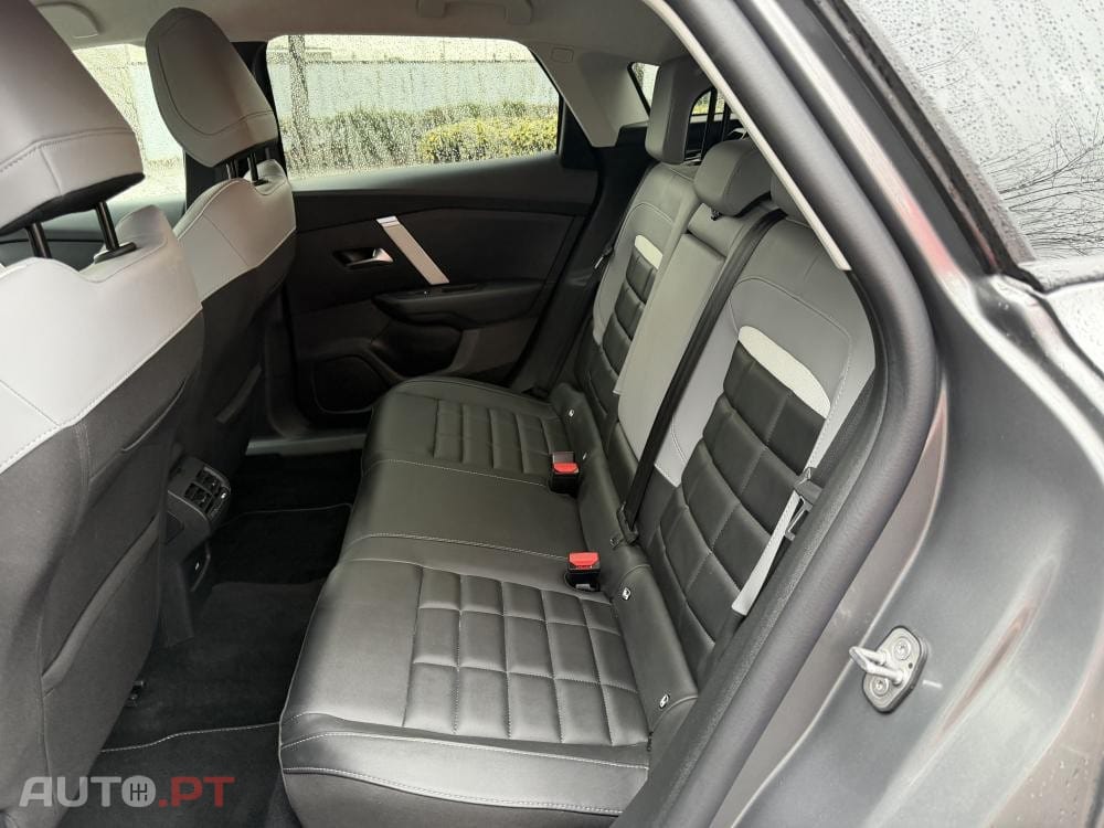 Citroen C4 PureTech 130 Stop&Start EAT8 PLUS