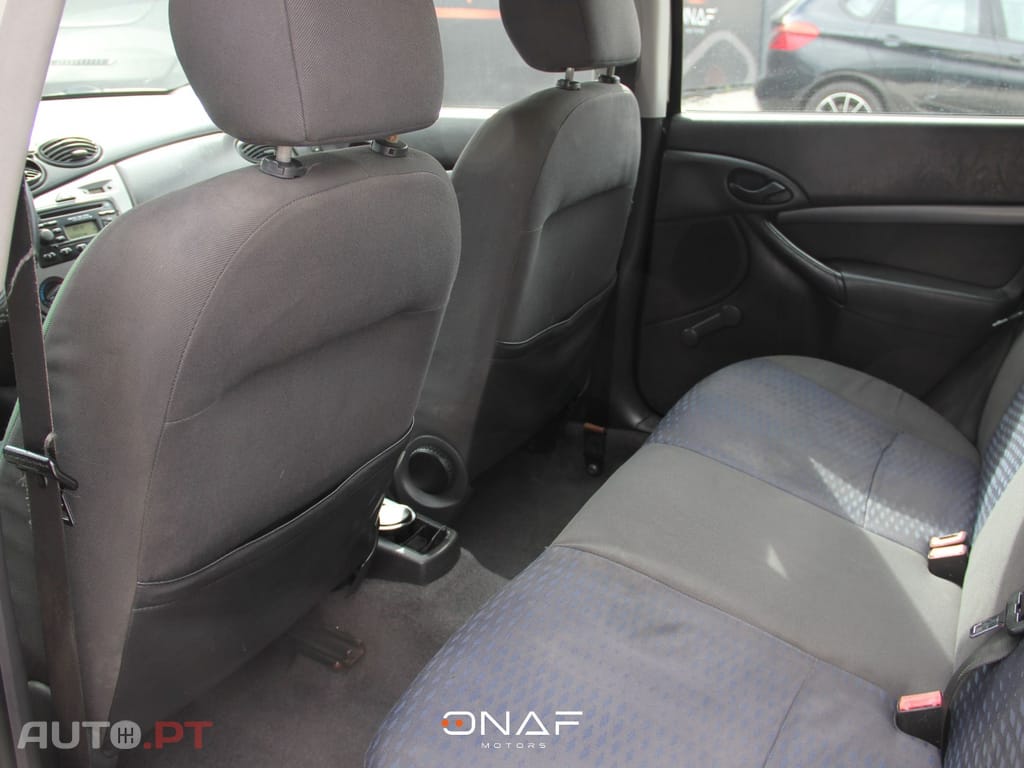 Ford Focus 1.8 TDDi 90 cv