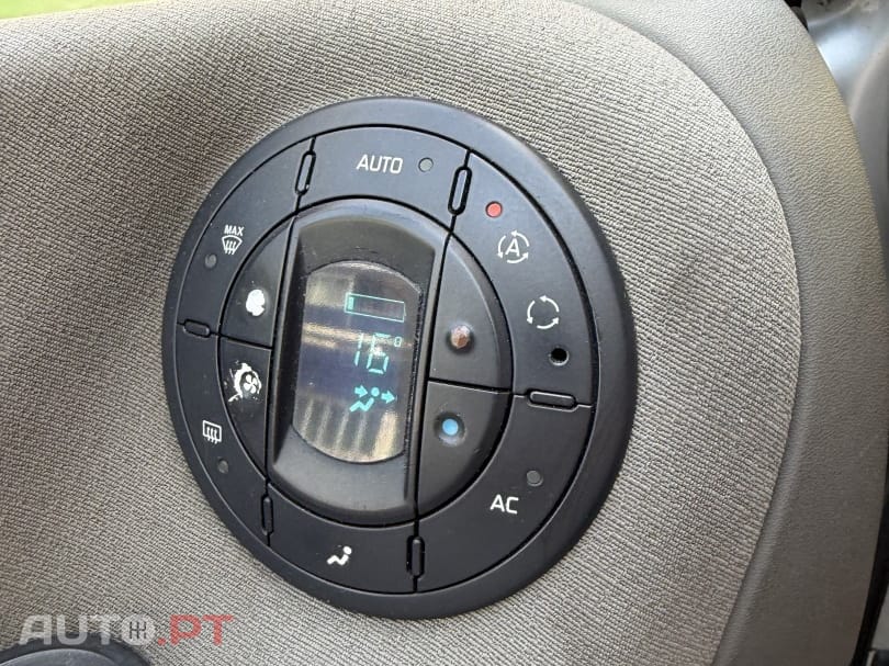 Renault Grand Espace 2.2 dCi Initiale 7L