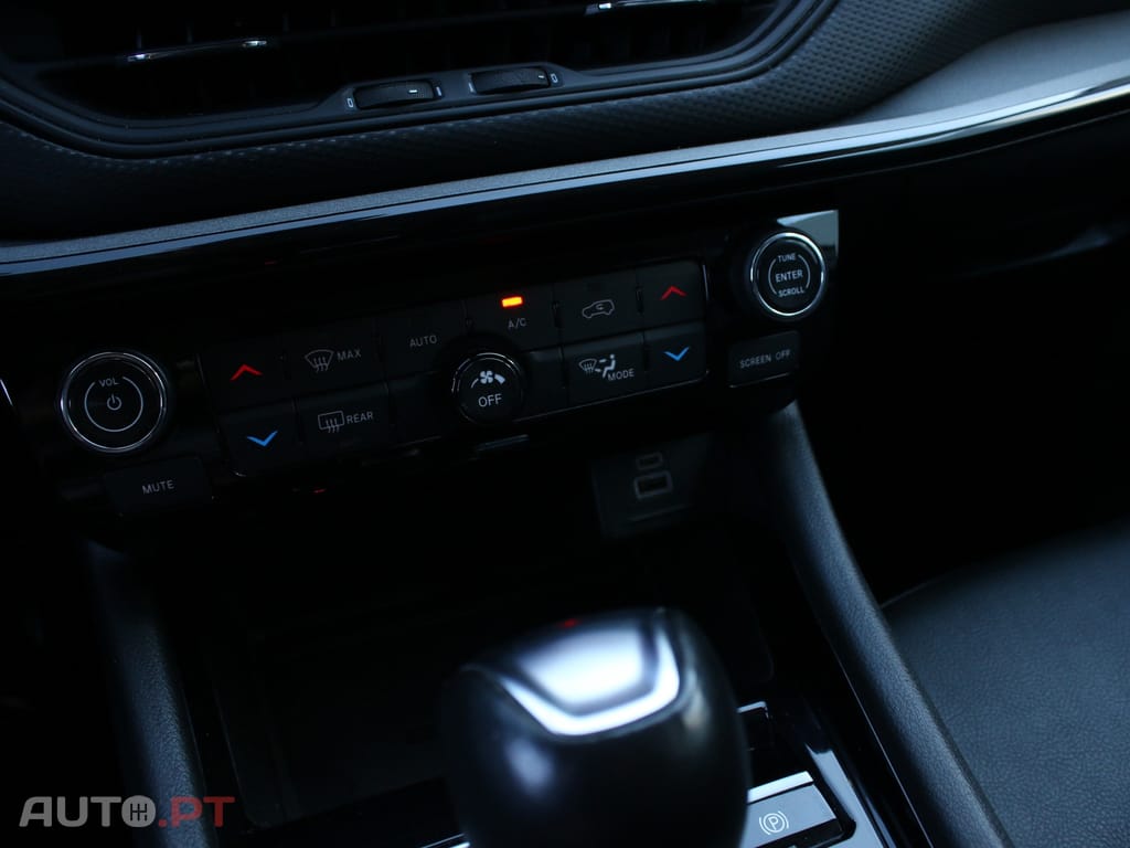 Jeep Compass 1.3 TG 4Xe Trailhawk