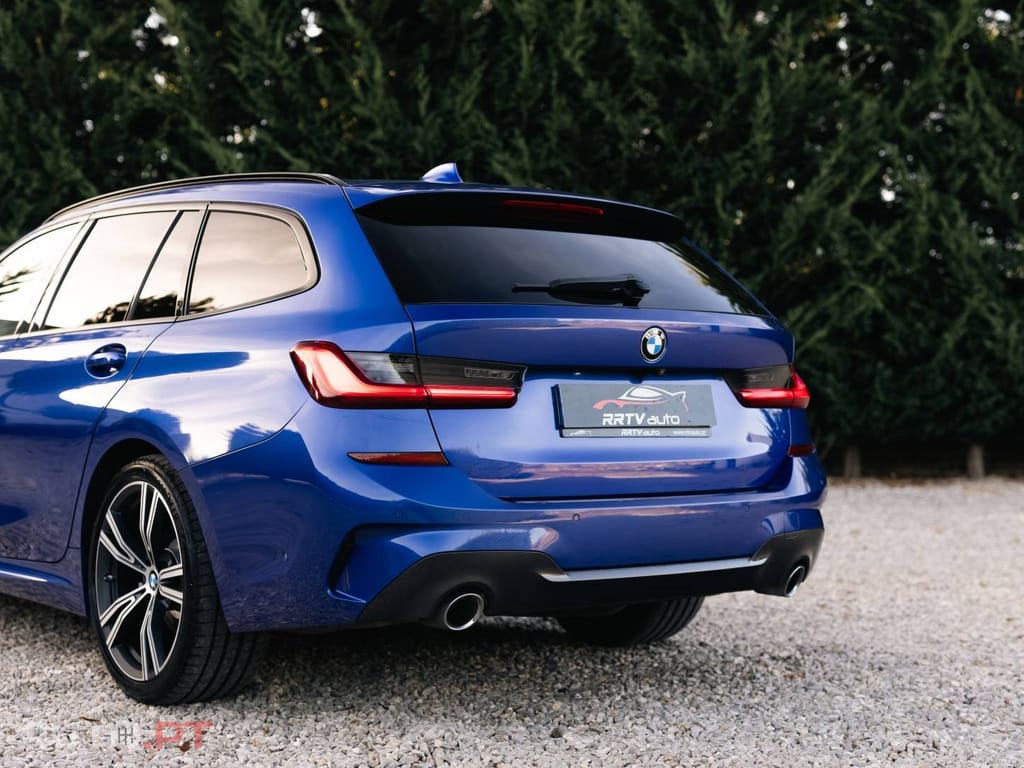 BMW 320 d Pack Desportivo M Auto