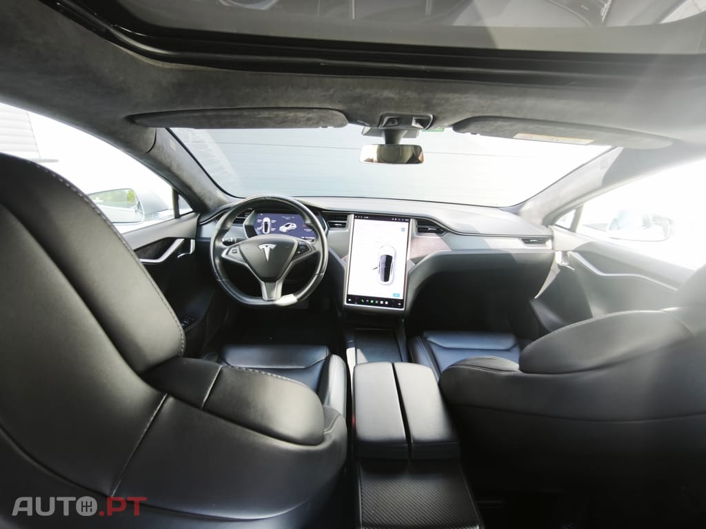 Tesla Model S 75D Dual Motor
