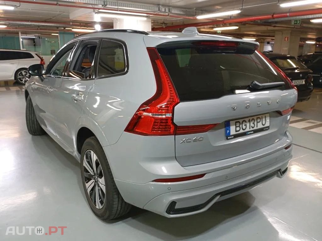 Volvo XC60 2.0 T6 PHEV Plus Dark AWD