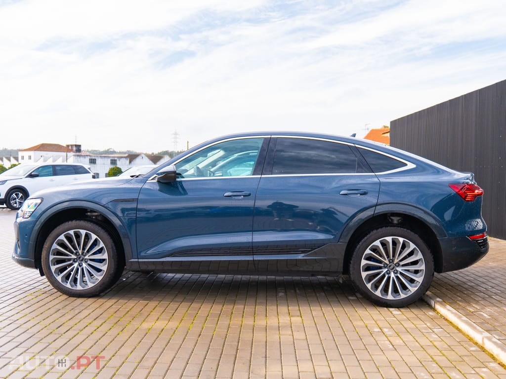 Audi Q8 E-Tron 55 quattro Advanced