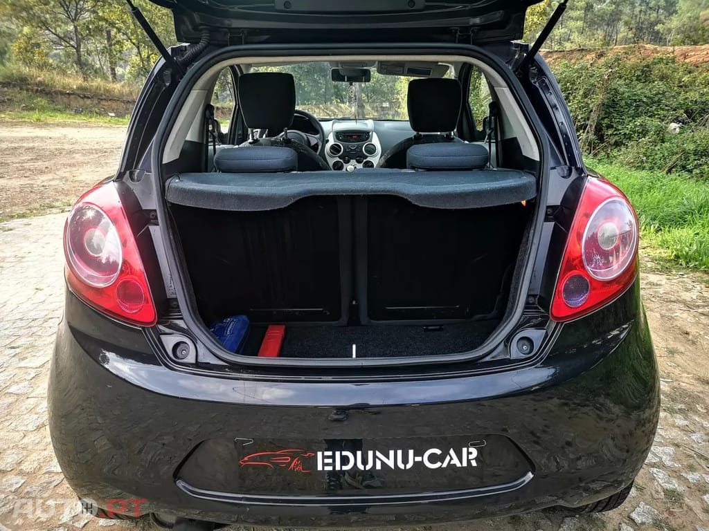 Ford KA 1.3 TDCi Titanium — fotografia 12