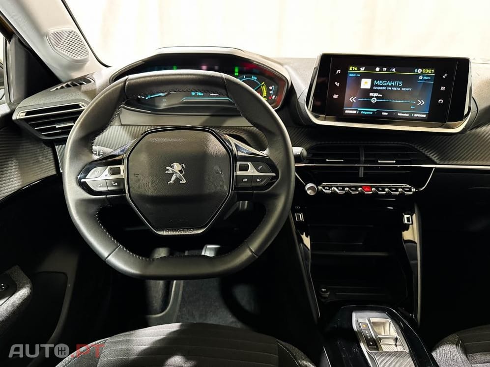 Peugeot E-208 50 kWh SE Style