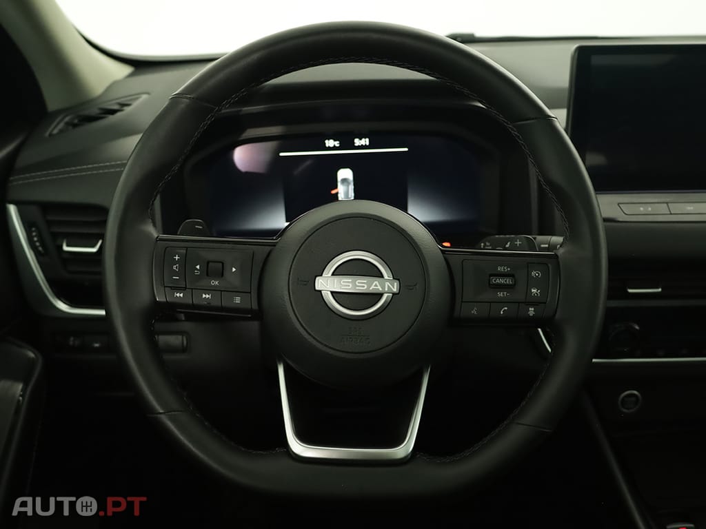 Nissan Qashqai Qashqai 1.3 DIG-T N-Connecta LED Xtronic