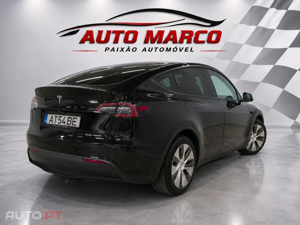 Tesla Model Y Long Range Tração Integral