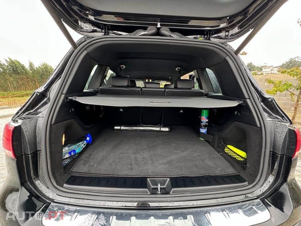 Mercedes-Benz EQB 250