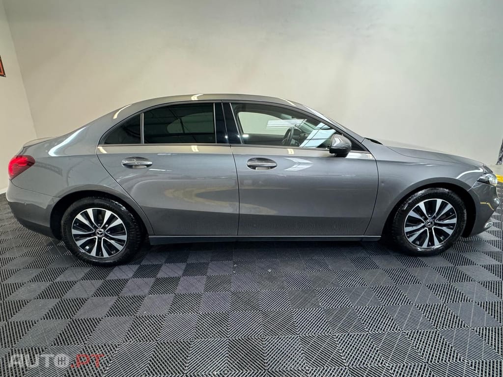 Mercedes-Benz A 180 Business Solution