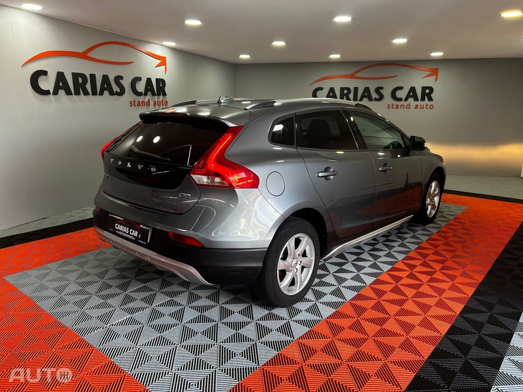 Volvo V40 Cross Country 2.0 D2 Summum