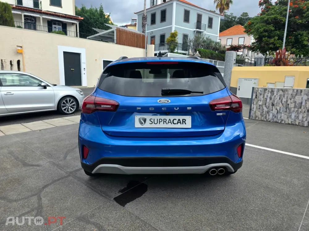 Ford Focus 1.0 EcoBoost MHEV Connected