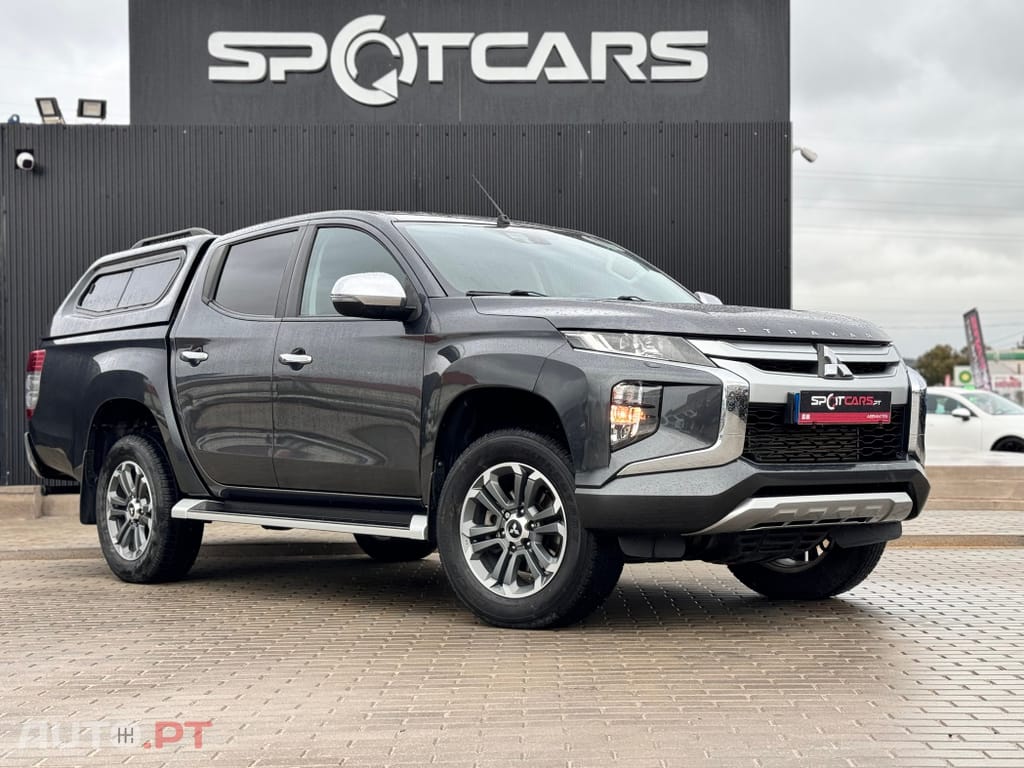 Mitsubishi L200 2.3 DI-D Strakar CD Intense 4WD