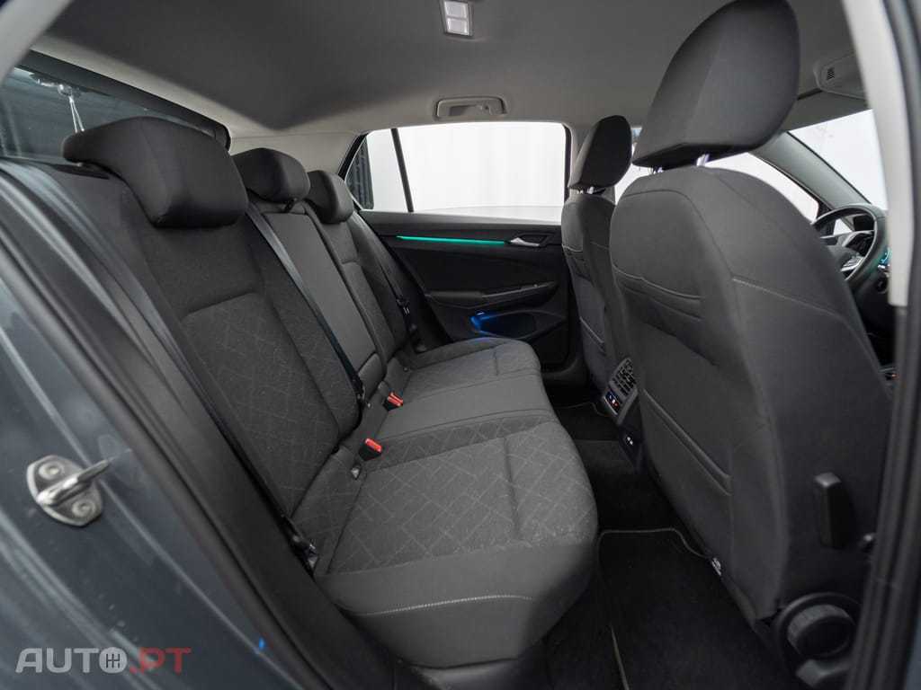 Volkswagen Golf 2.0 TDI Life DSG