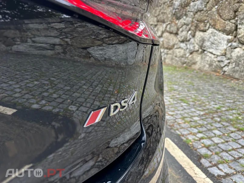 DS DS4 E-Tense Performance Line EAT8