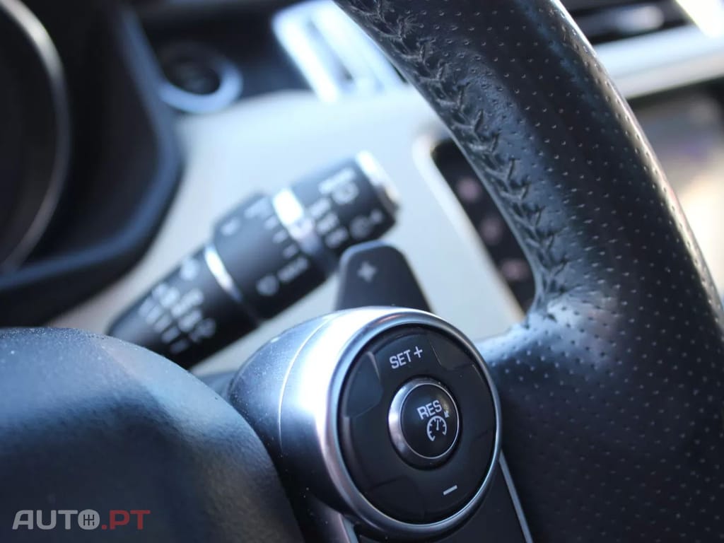 Land Rover Range Rover Sport 3.0 SDV6 SE