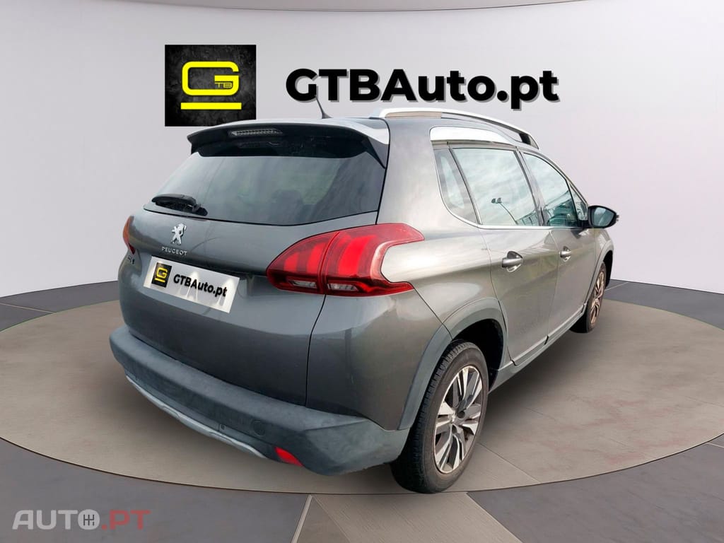 Peugeot 2008 1.2 PureTech Allure