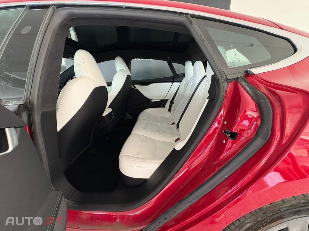 Tesla Model S 100 kWh Long Range AWD