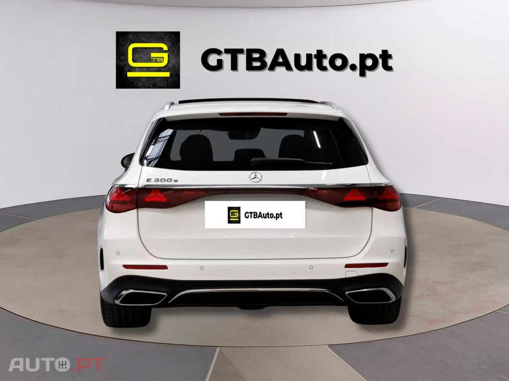 Mercedes-Benz E 300 e T AMG I.V.A DEDUTIVEL 
