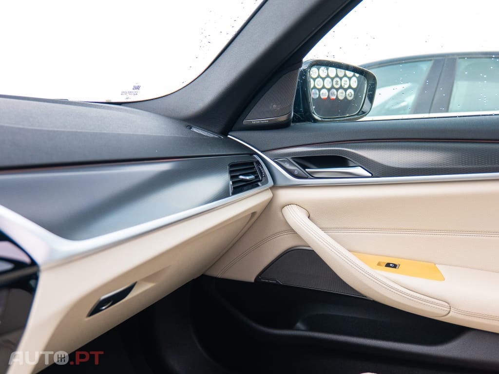 BMW 520 d Pack Desportivo M Auto