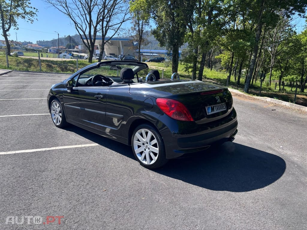 Peugeot 207 CC 1.6 HDi FAP