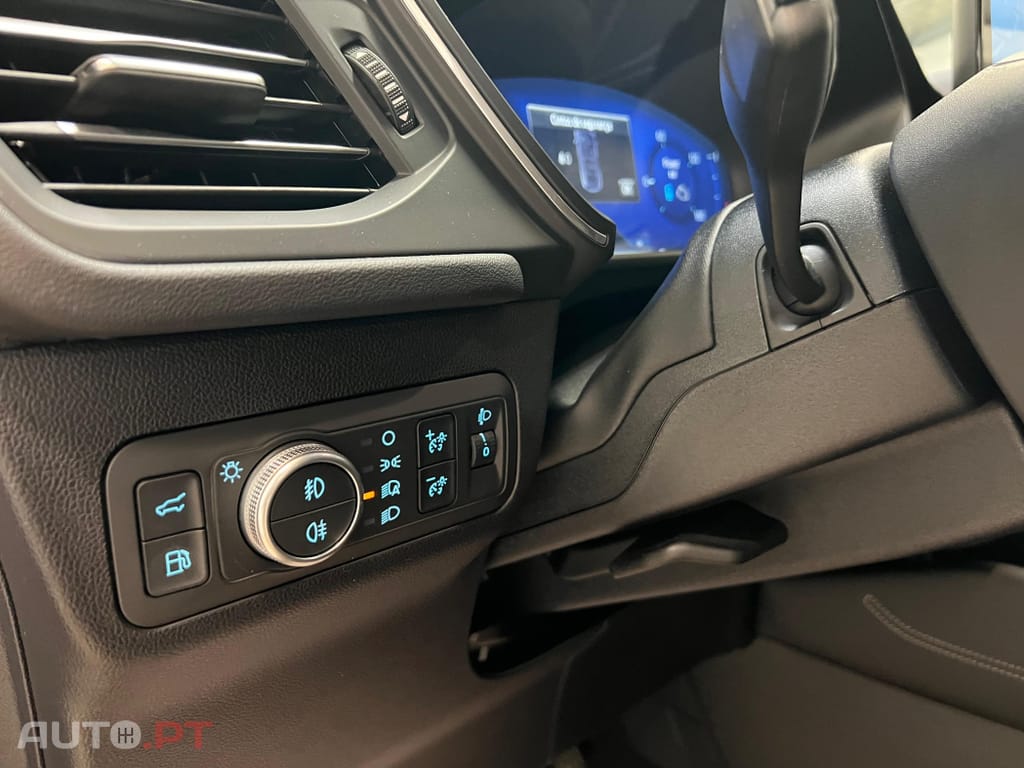 Ford Kuga 2.5 PHEV Vignale