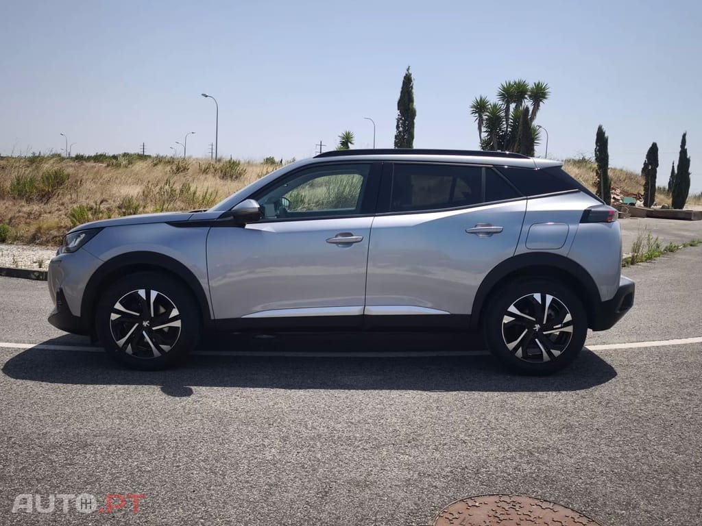 Peugeot 2008 PureTech 130 EAT8 Allure