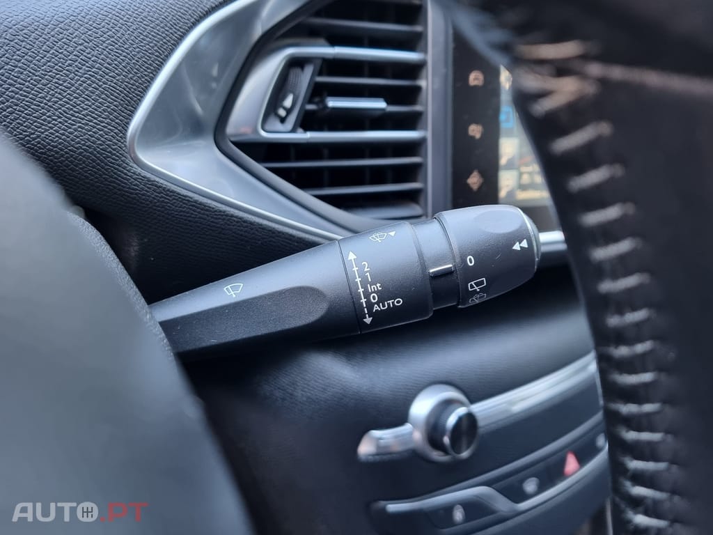 Peugeot 308 SW 2.0 BlueHDi Allure