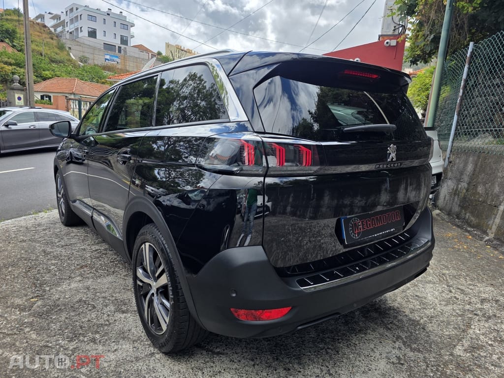 Peugeot 5008 1.5 BlueHDi Allure EAT8