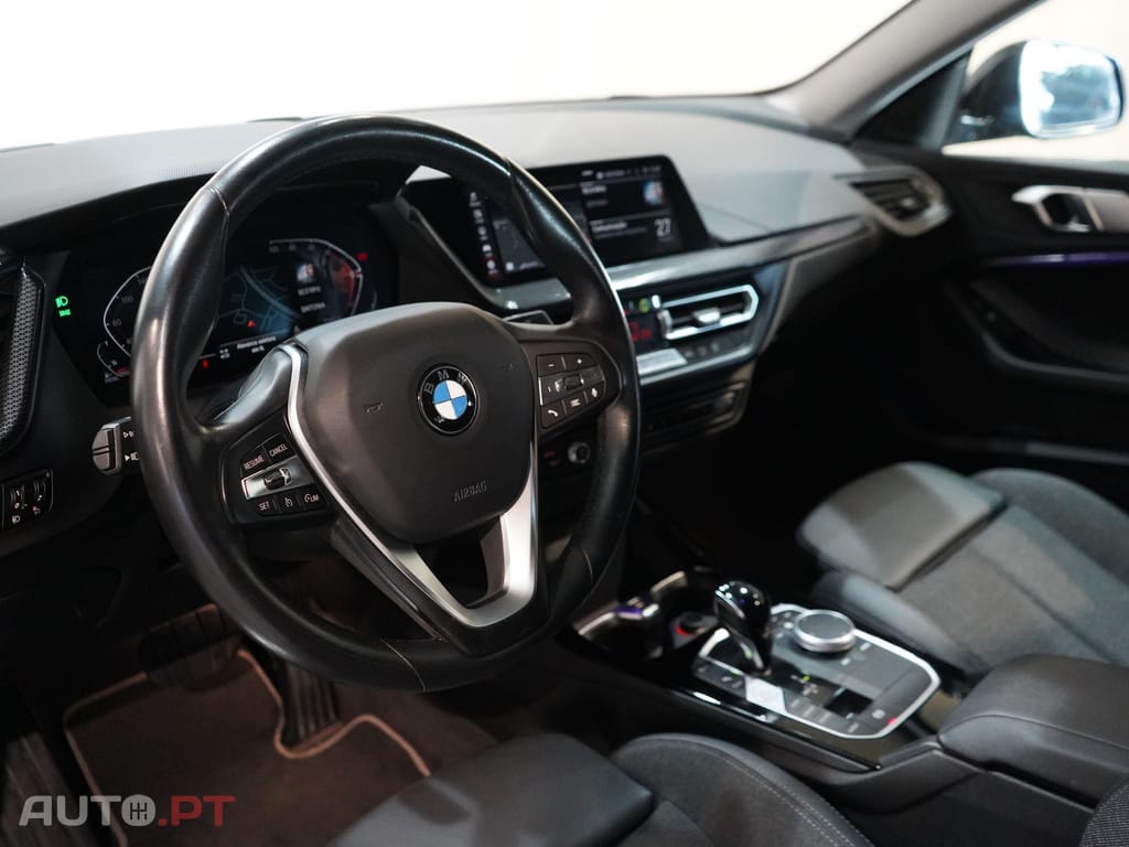BMW 218 d Line Sport