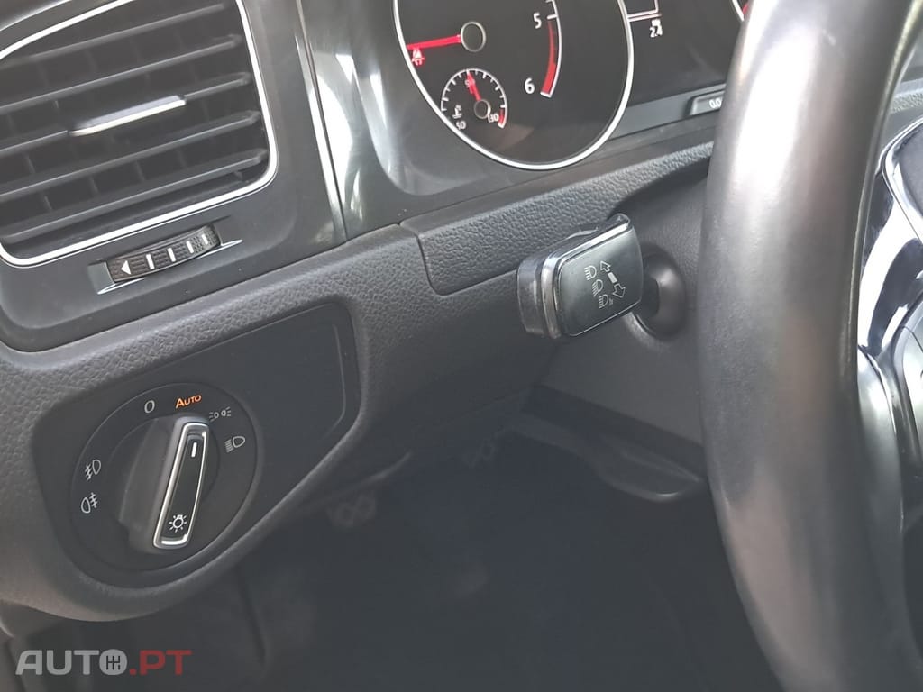 Volkswagen Golf 1.6 TDi Confortline