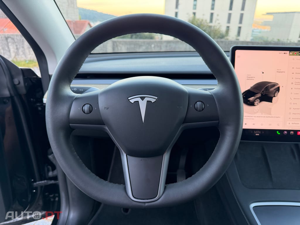 Tesla Model Y RWD