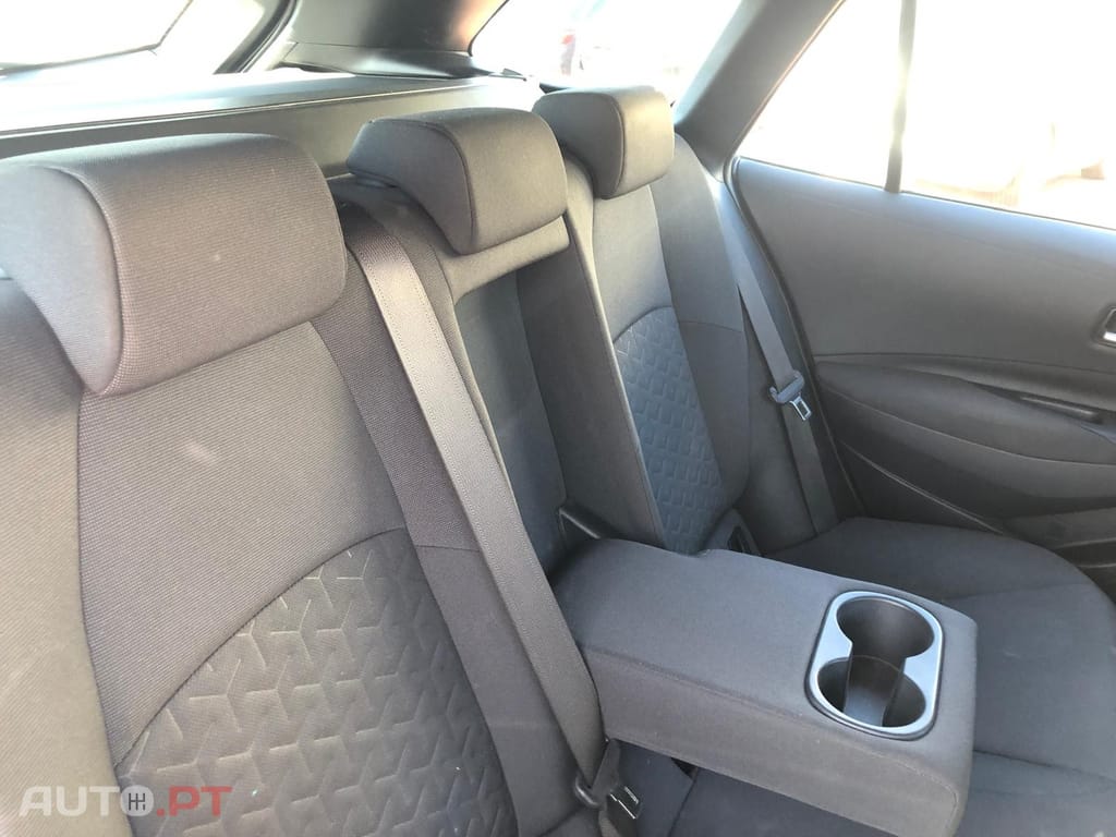 Toyota Corolla 1.8 Hybrid Comfort+P.Sport