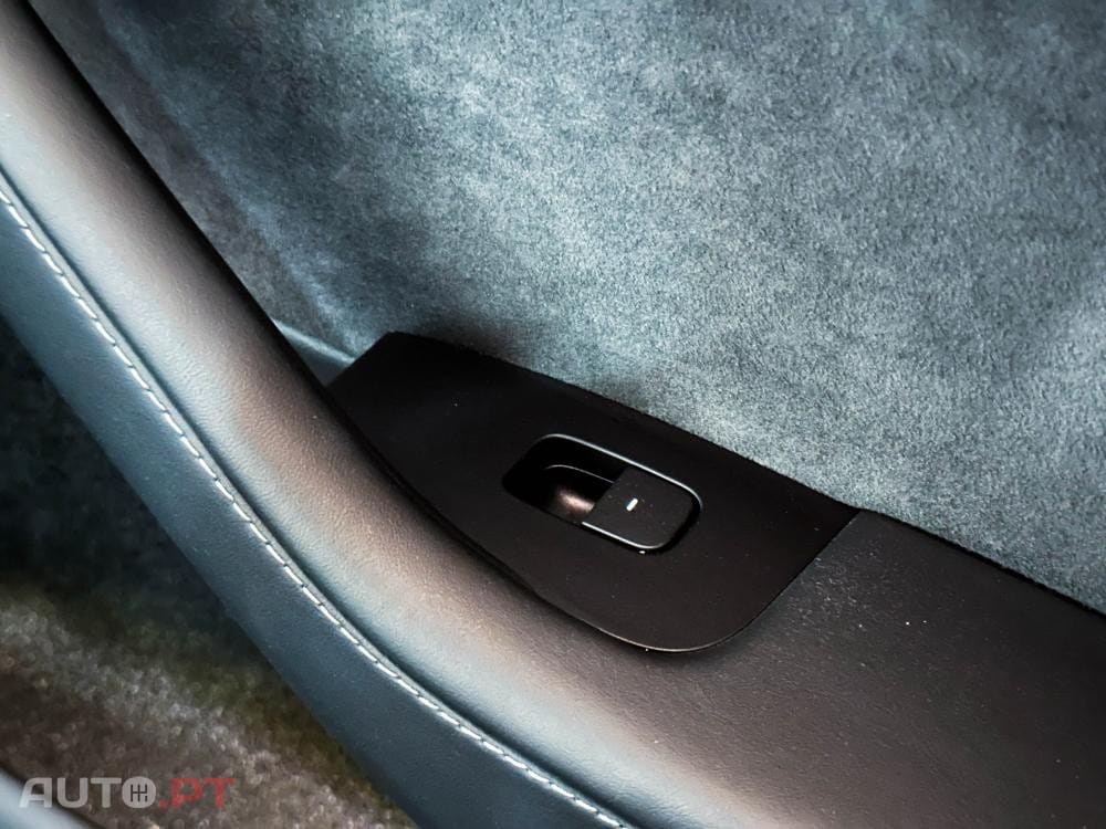 Tesla Model Y Long Range Dual Motor AWD