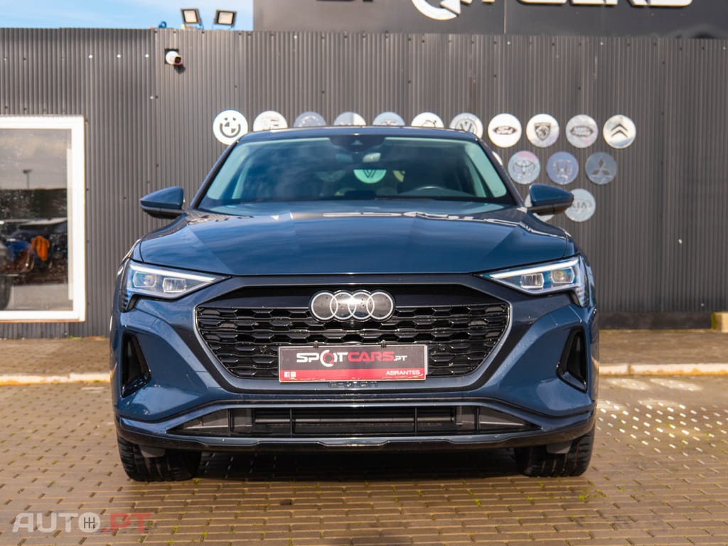 Audi Q8 E-Tron 55 quattro Advanced