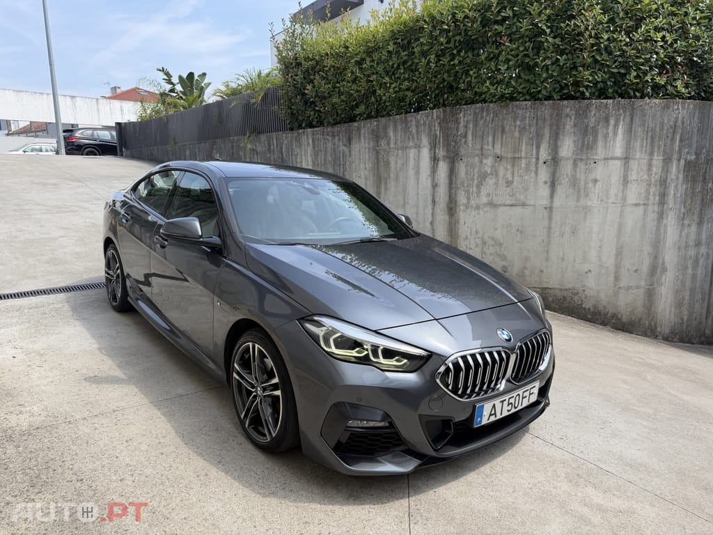 BMW 218 i Pack Desportivo M Pro