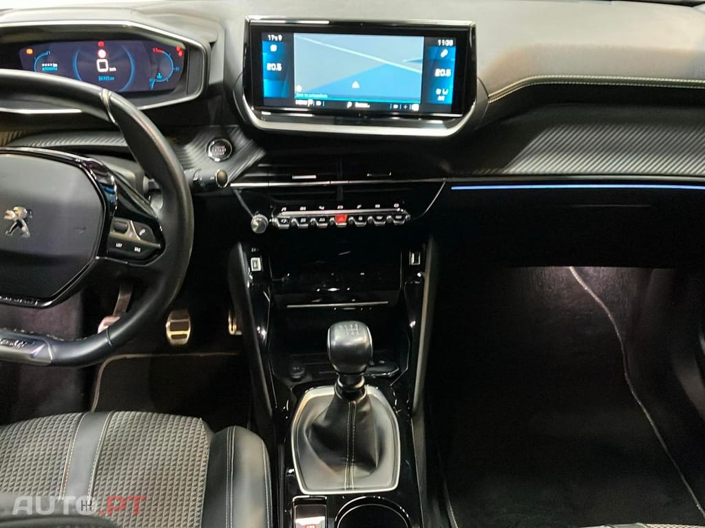 Peugeot 2008 1.2 PureTech GT