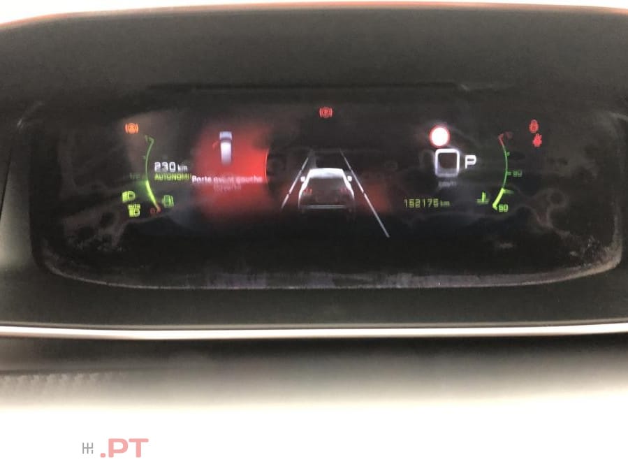 Peugeot 2008 1.2 PureTech GT Line EAT8