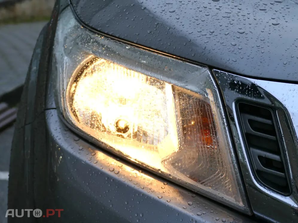 Nissan Navara 2.3 dCi CD 4WD N-Connecta Navi+Barras