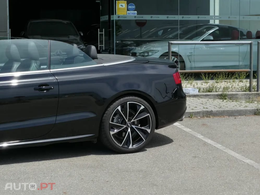 Audi A5 2.0 TDi S-line
