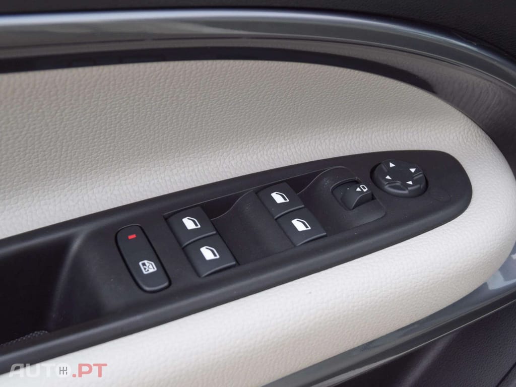 Fiat 600 1.2 Hybrid La Prima