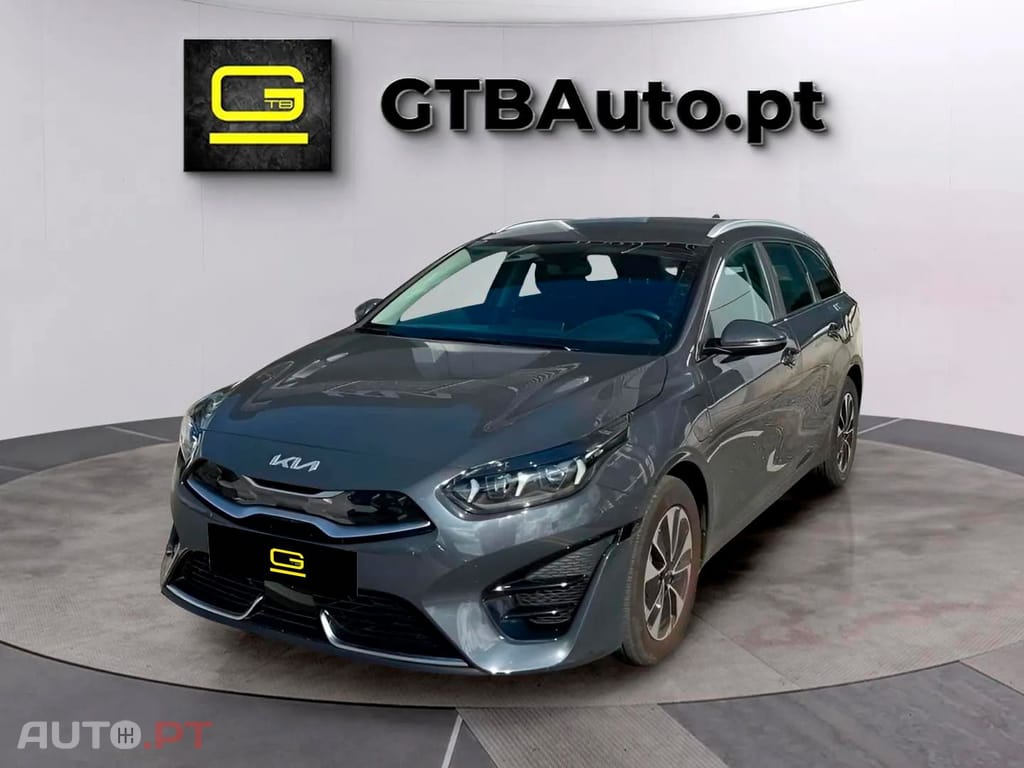 Kia Ceed SW 1.6 GDi 6DCT PHEV Drive