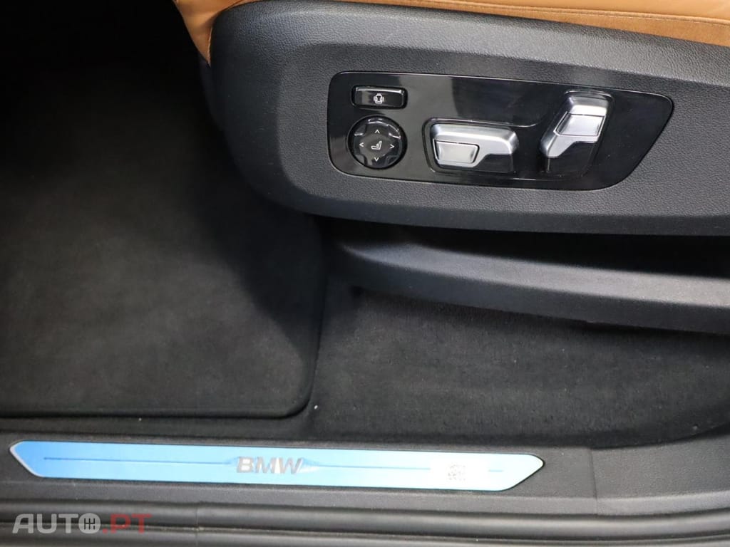 BMW X5 xDrive45e Auto Business