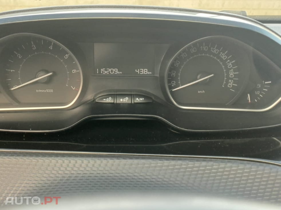 Peugeot 208 1.2 PureTech Style